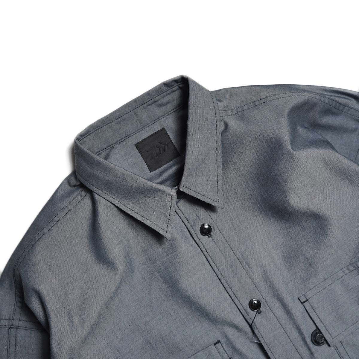 DAIWA PIER39 TECH MULTI POCKET CHAMBRAY SHIRT L/S