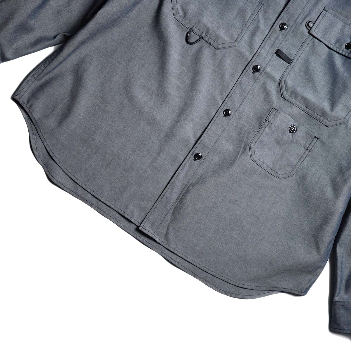 DAIWA PIER39 TECH MULTI POCKET CHAMBRAY SHIRT L/S